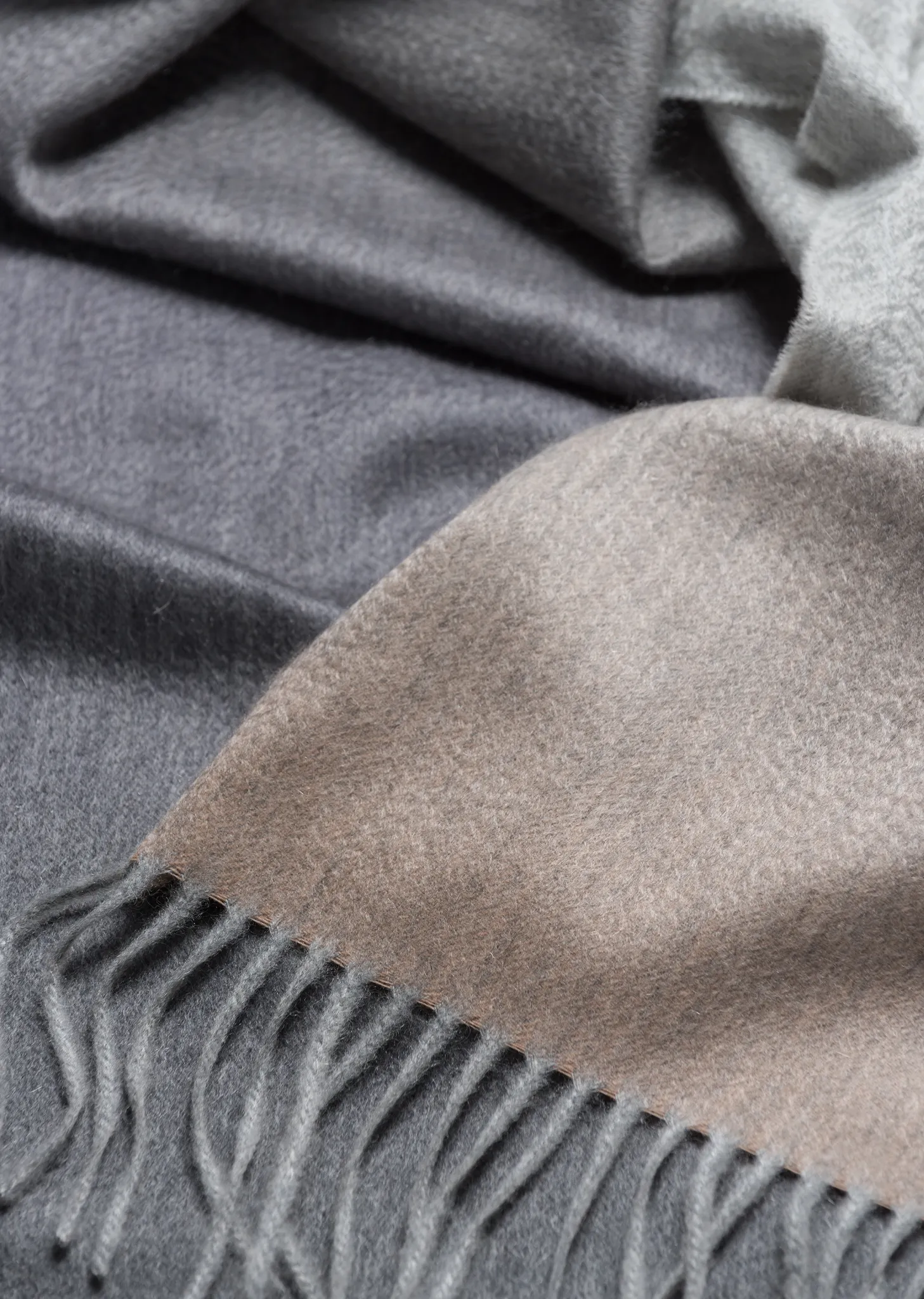 Nuance Ombre Cashmere Scarf — Marbled Midnight