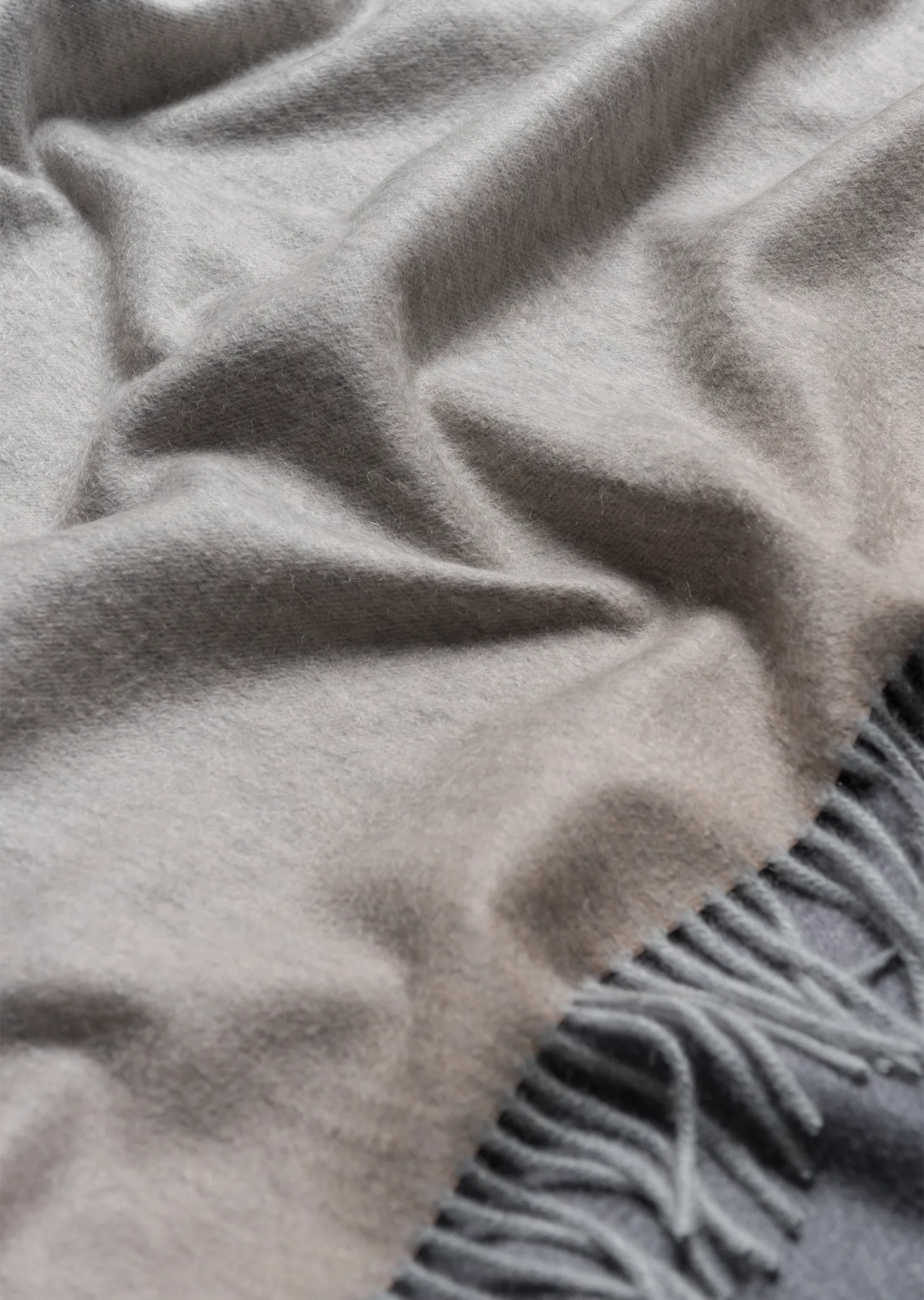 Nuance Ombre Cashmere Scarf — Marbled Midnight